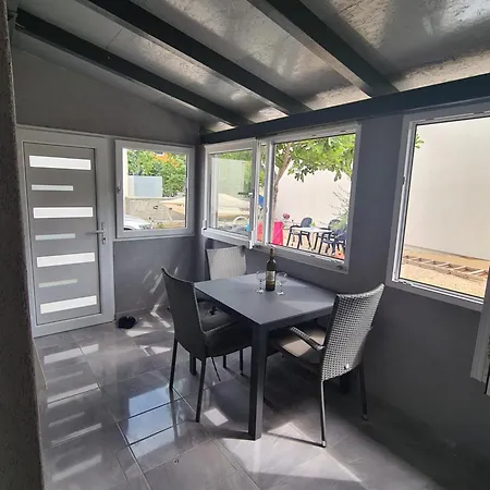 Katy Apartament *